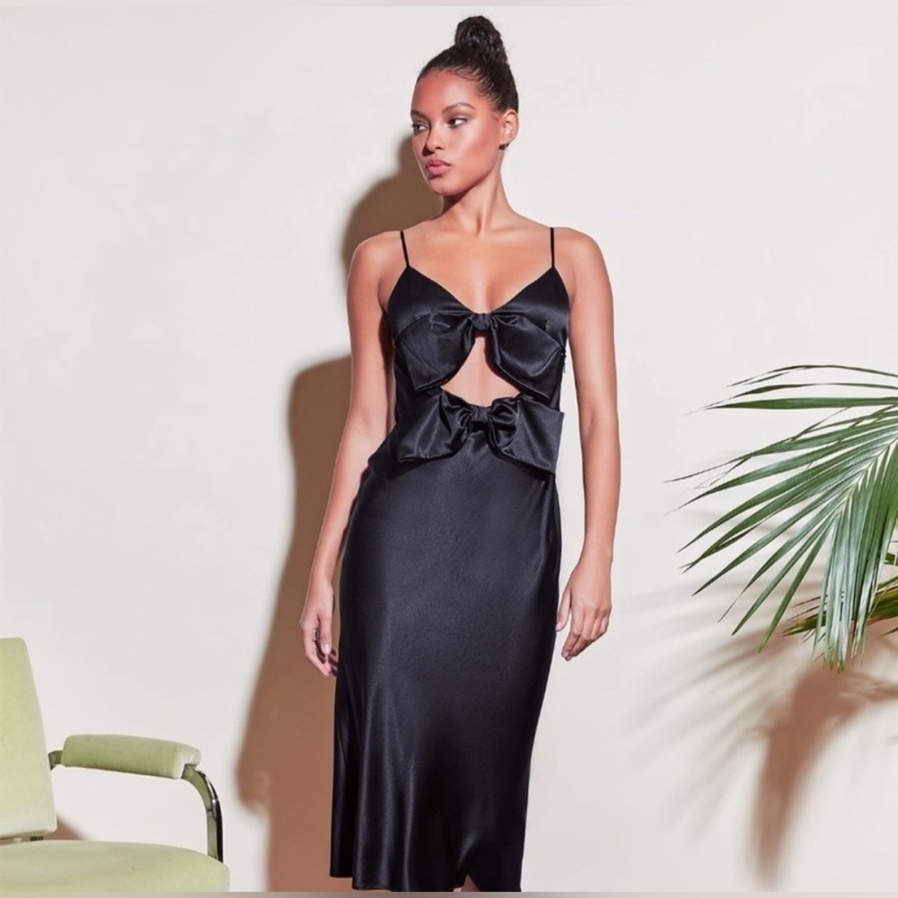 Fluer du mal Elegant Black bow dress